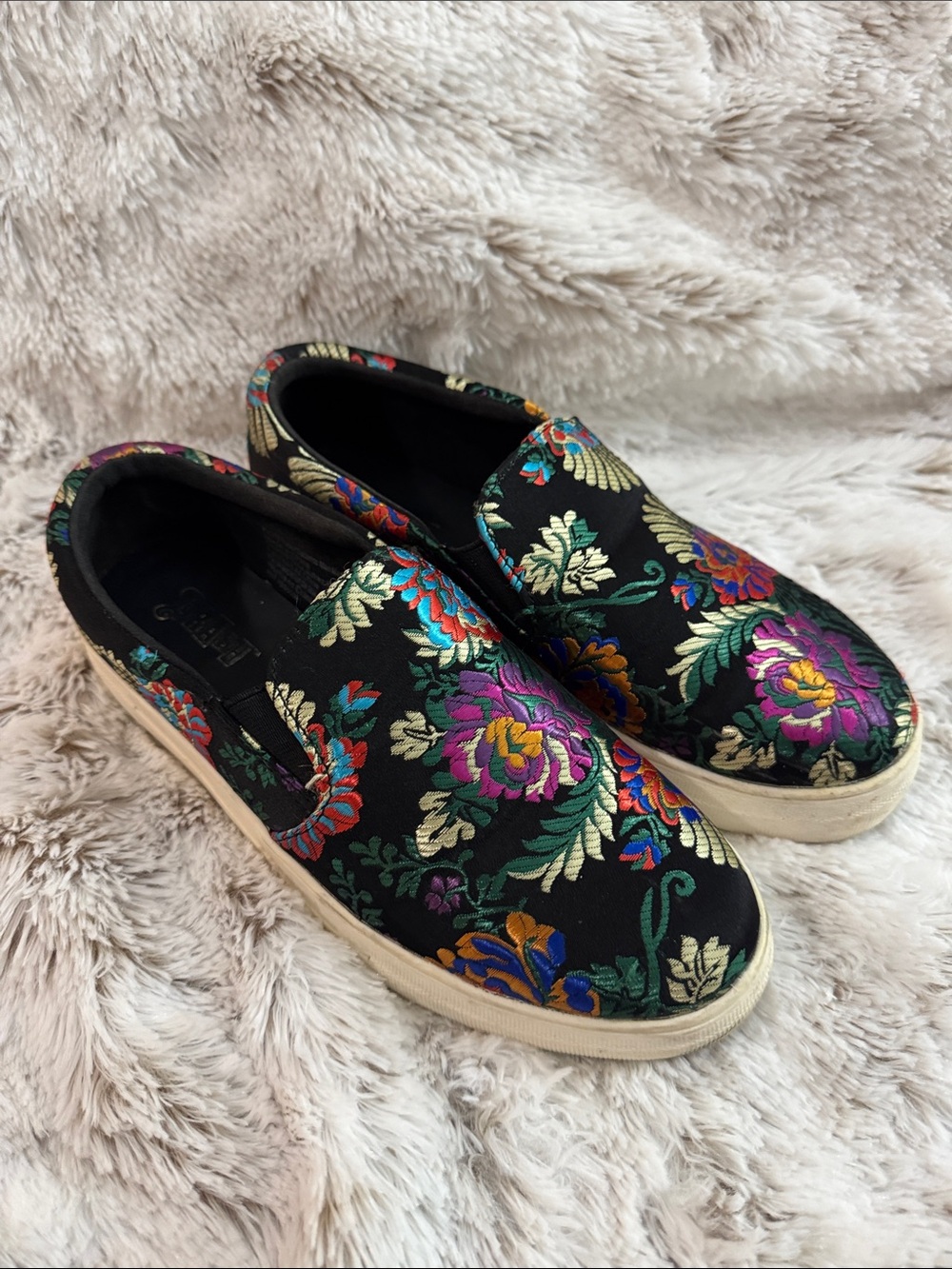 Brash Slip-On Floral Brocade Sneakers - Black size 8